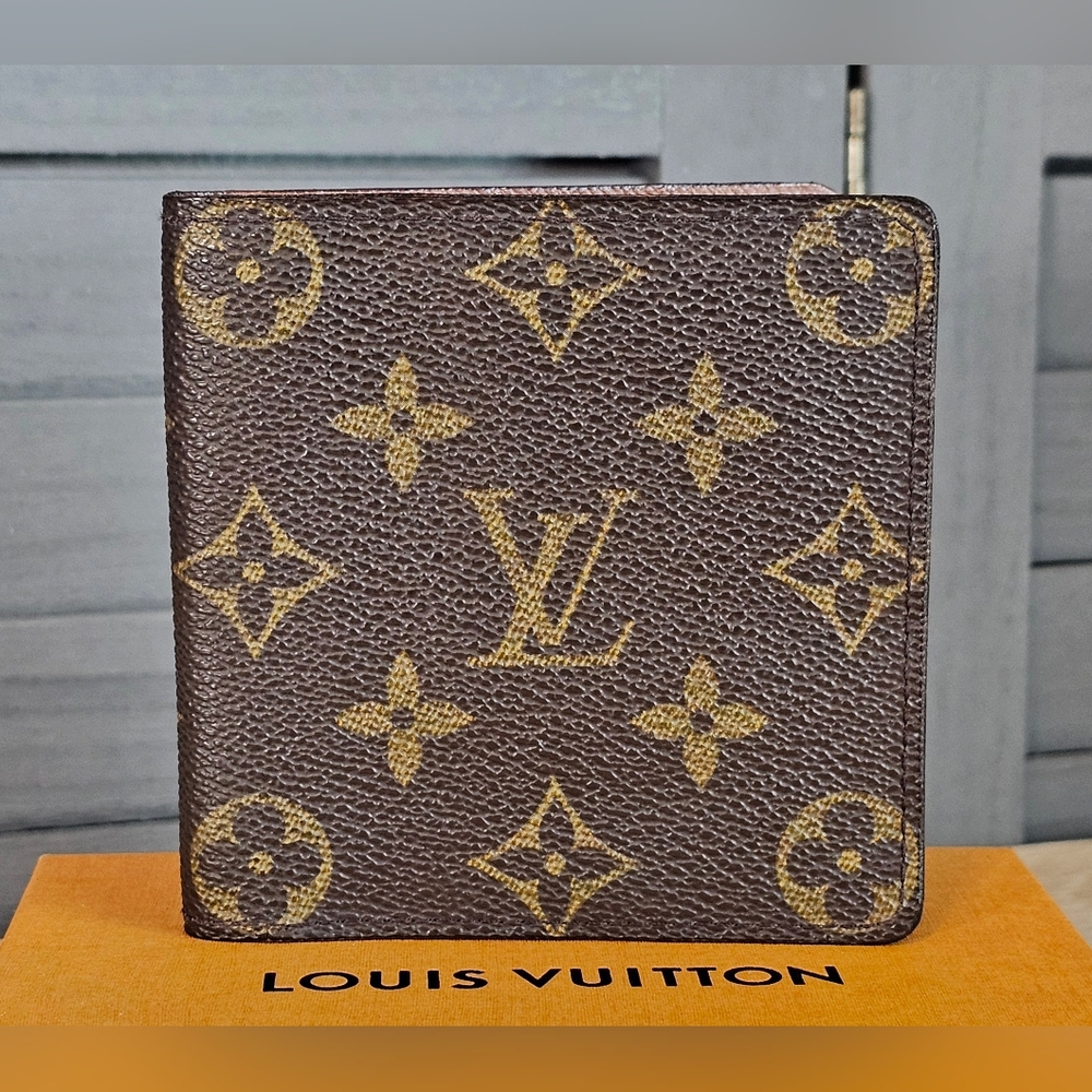 Authentic LOUIS VUITTON Monogram Porte Billets Cartes Men's Wallet